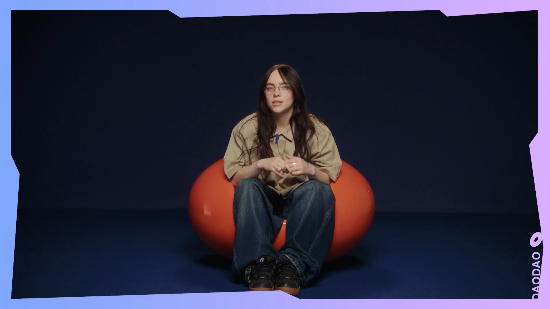 【采访】网易云独家专访 碧梨·艾利什 hit me hard and soft 创作