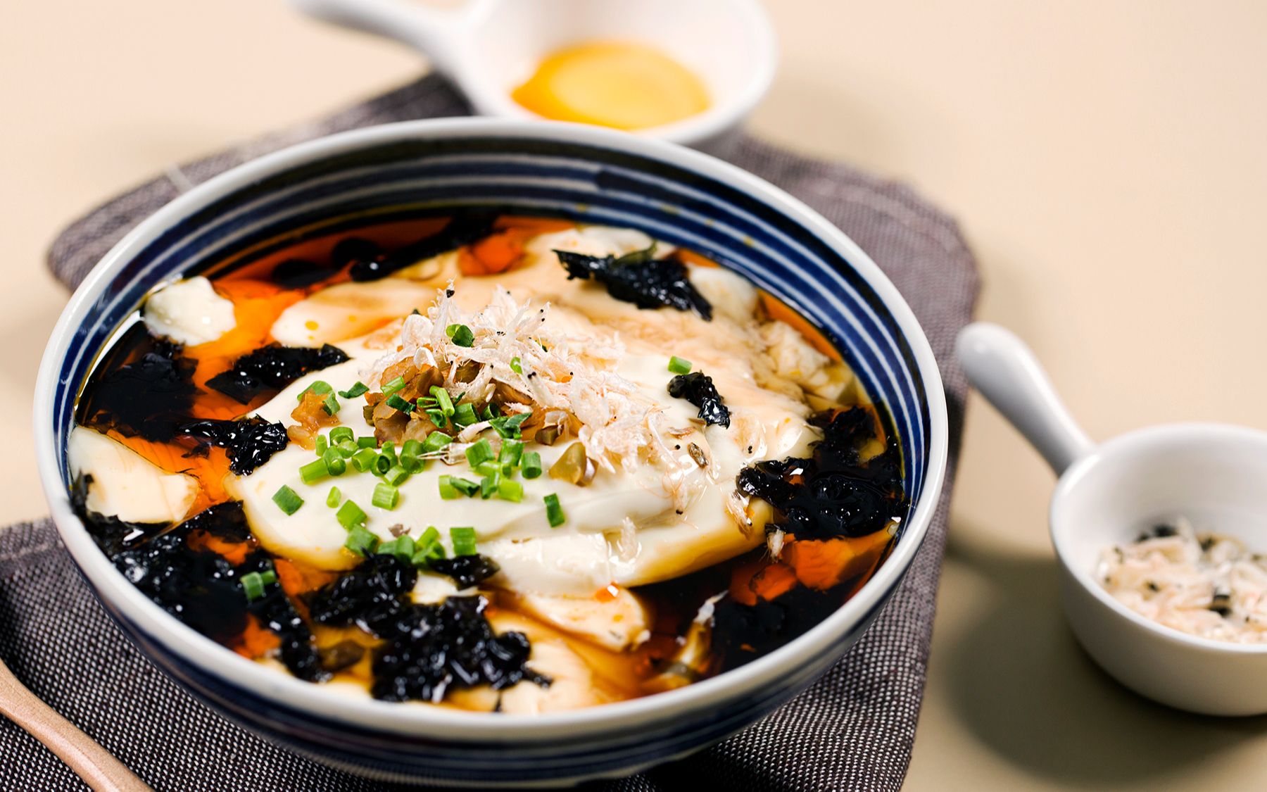 敲简易豆花教程~ 加一个【咸咸的豆腐花】食谱(ノ≧63≦)ノ