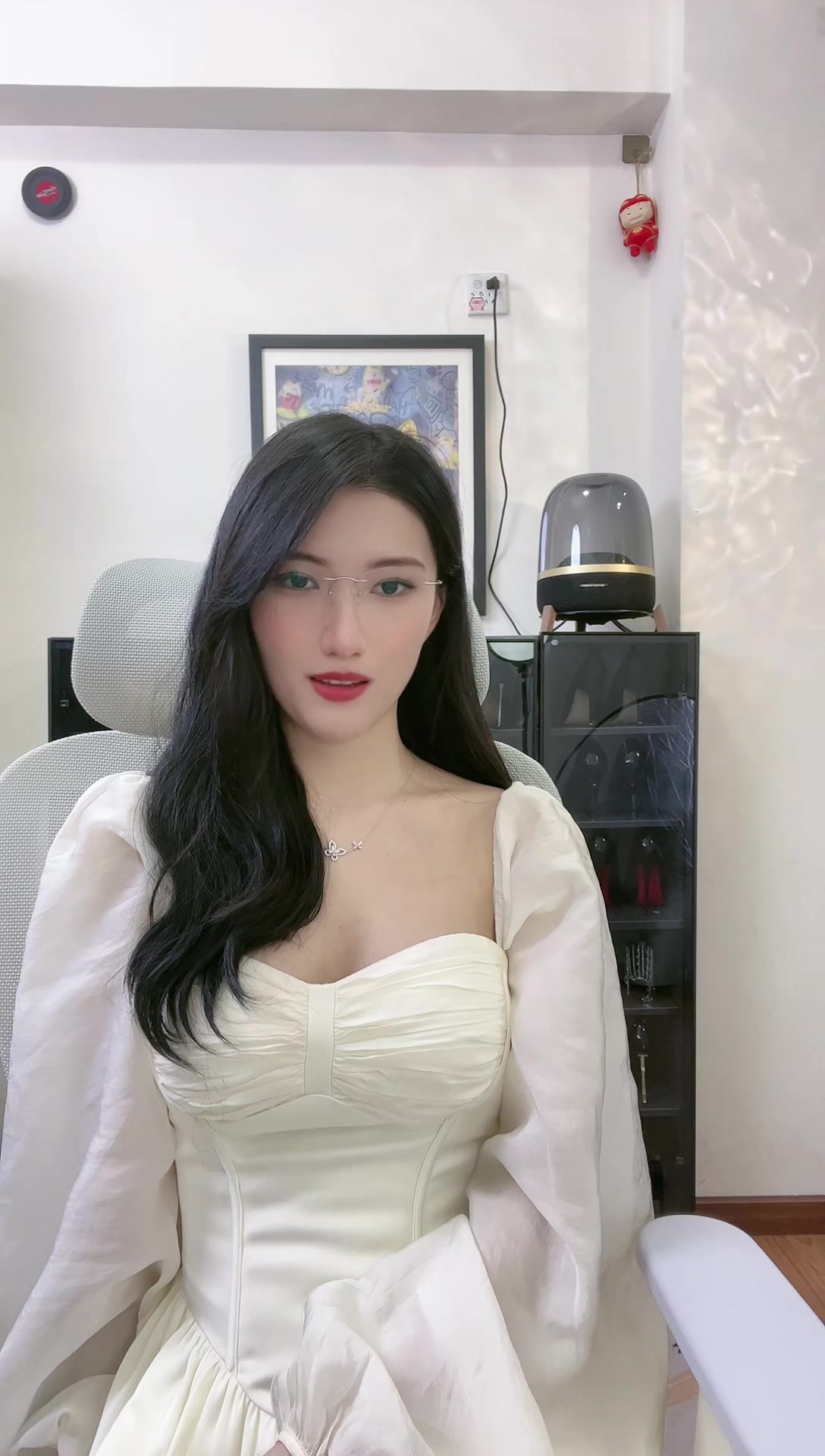 抖音_小野居居_240201_010925