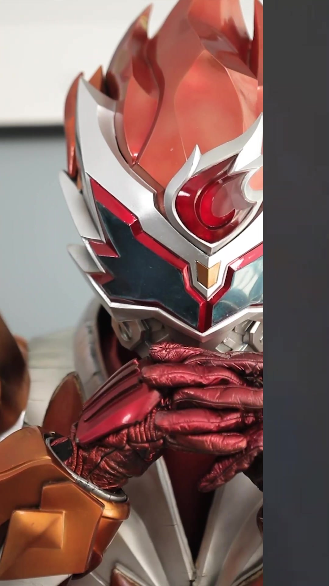 铠甲勇士面对这种尖锐的问题拿瓦好南啊