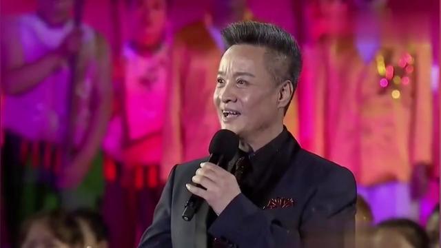 歌曲桃花红杏花白原唱(歌曲桃花红杏花白原唱是谁)