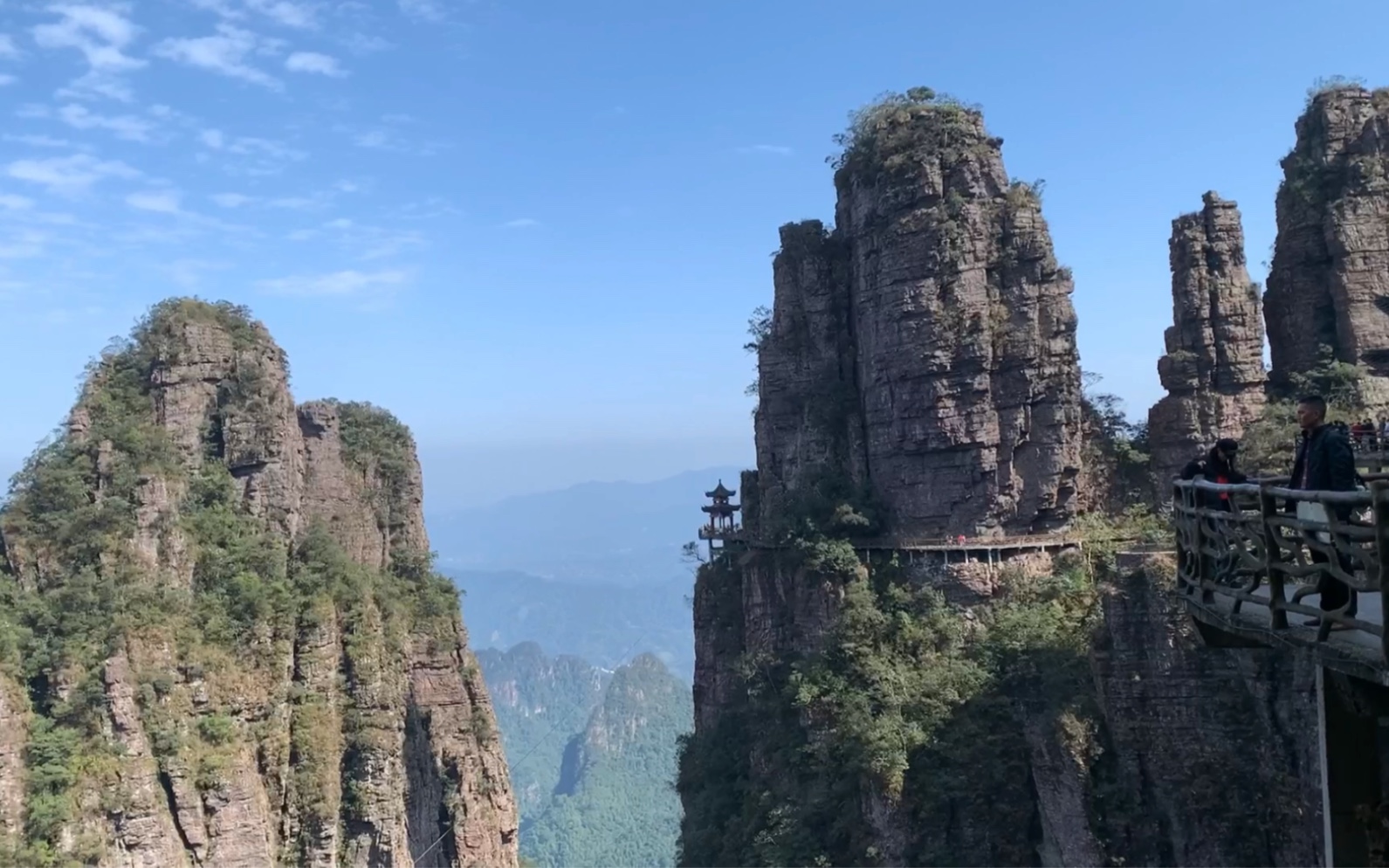 春节去爬广西北帝山,号称小张家界,风景真的很震撼,太美了哔哩哔哩bilibili