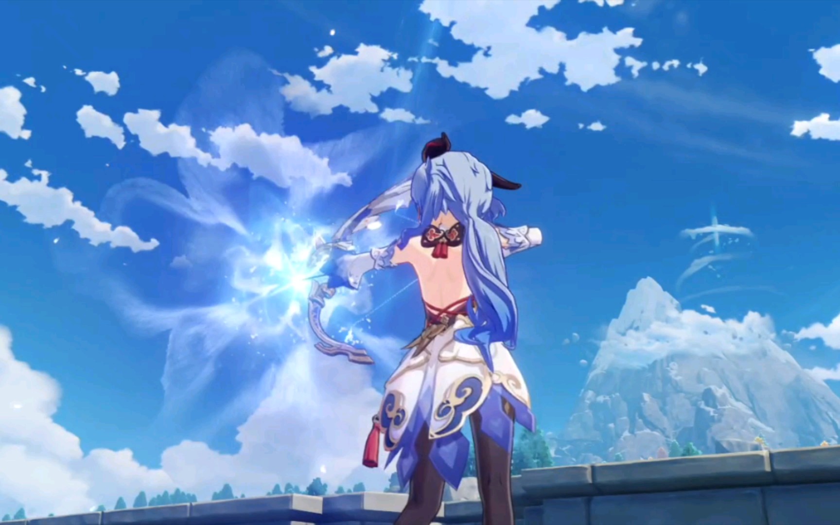 欣赏甘雨拉弓时的身姿