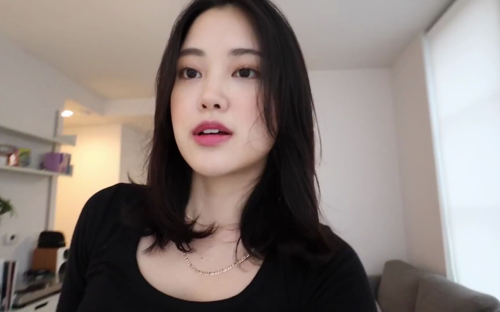 【michelle choi崔仙女】「中字」独自生活日记| 跟着我走遍城市,杂货