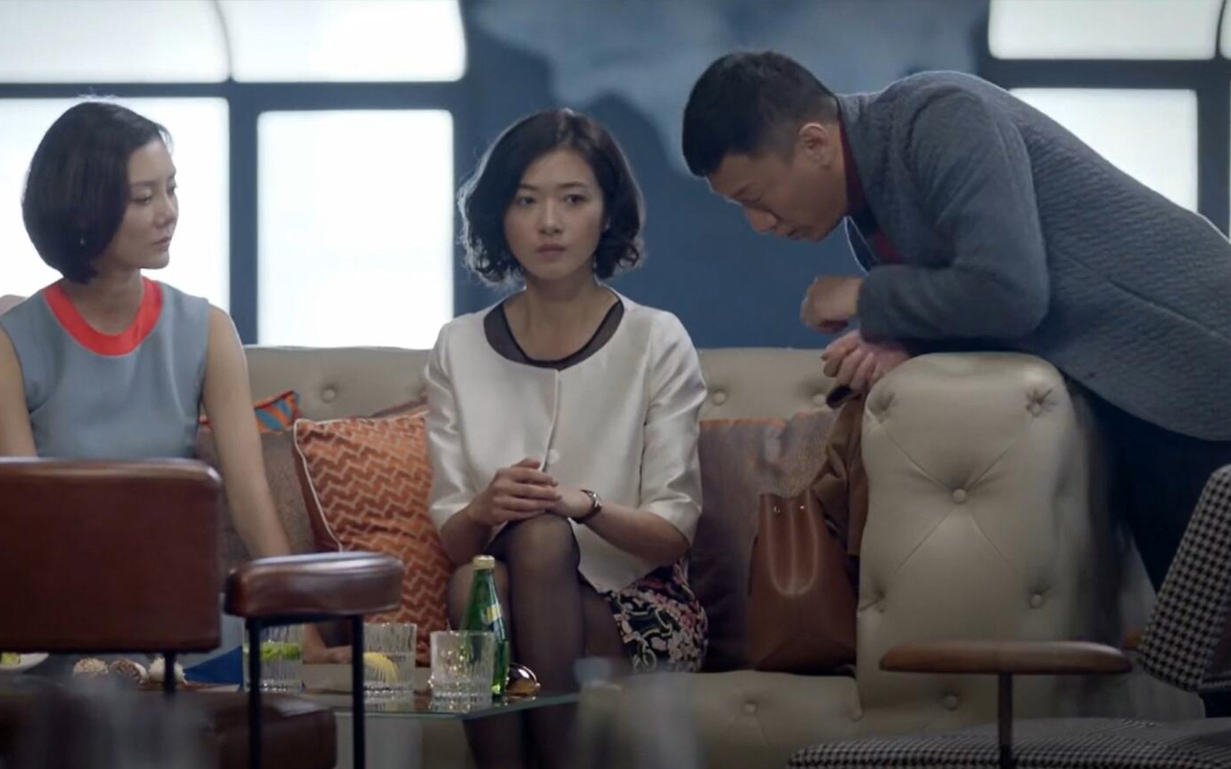 盘点气质女神万茜名场面,孙红雷调戏万茜,穿丝袜我不擅长脱丝袜我擅长