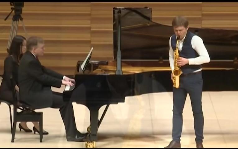 [图]【古典萨克斯】皮亚佐拉-大探戈 Astor Piazzolla Grand Tango Sergey Kolesov saxophone