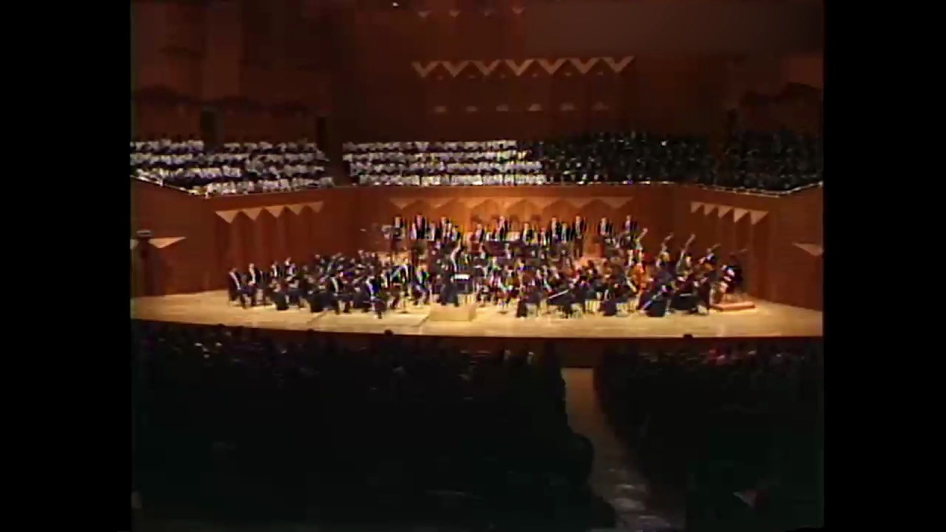 [图][第1届韩国交响音乐节-KBS交响乐团(KBS Symphony Orchestra)]贝多芬-D小调第九交响曲“合唱”第四乐章，作品125