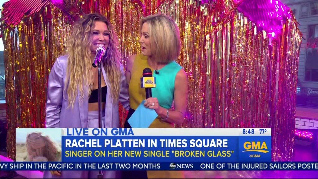 [图]Rachel Platten - Broken Glass (Live on Good Morning America 08-21-2017) 720p.ts