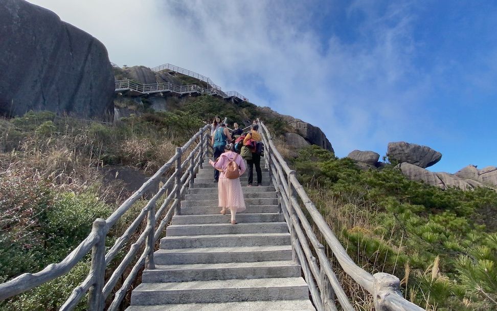 德化石牛山岱仙瀑布之旅爬石牛山一