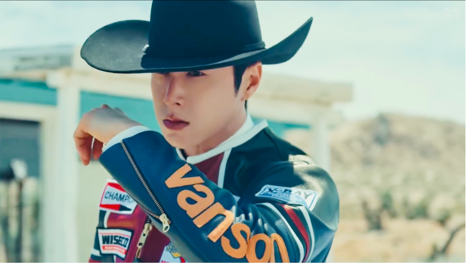 正规专辑回归预告 ~ 牛仔!沙漠!大有看头!