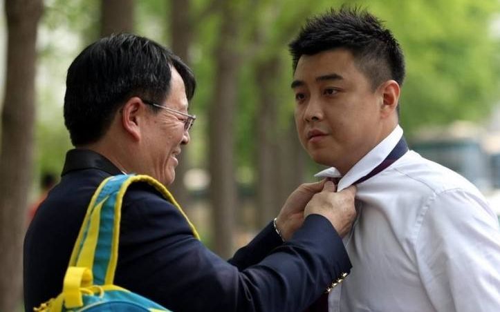 王皓的悬念金牌教练吴敬平亲述王皓的鹿特丹世乒赛坎坷历程