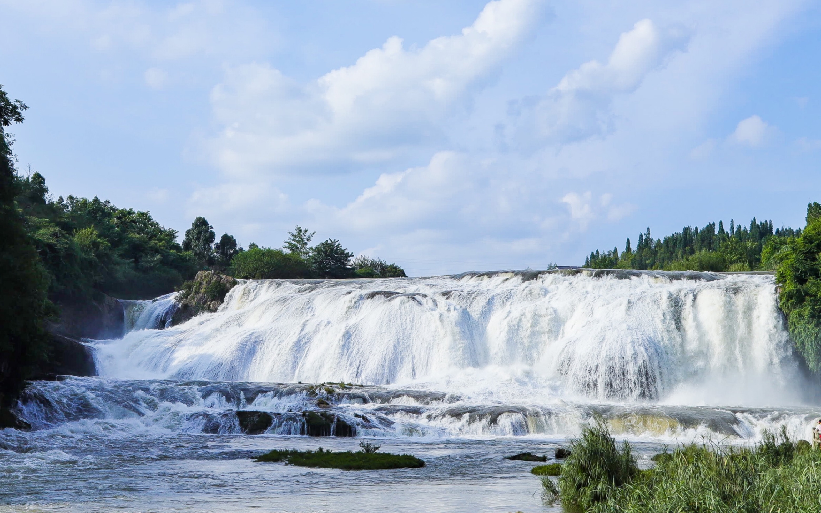 一起看看黄果树瀑布最壮观的时刻