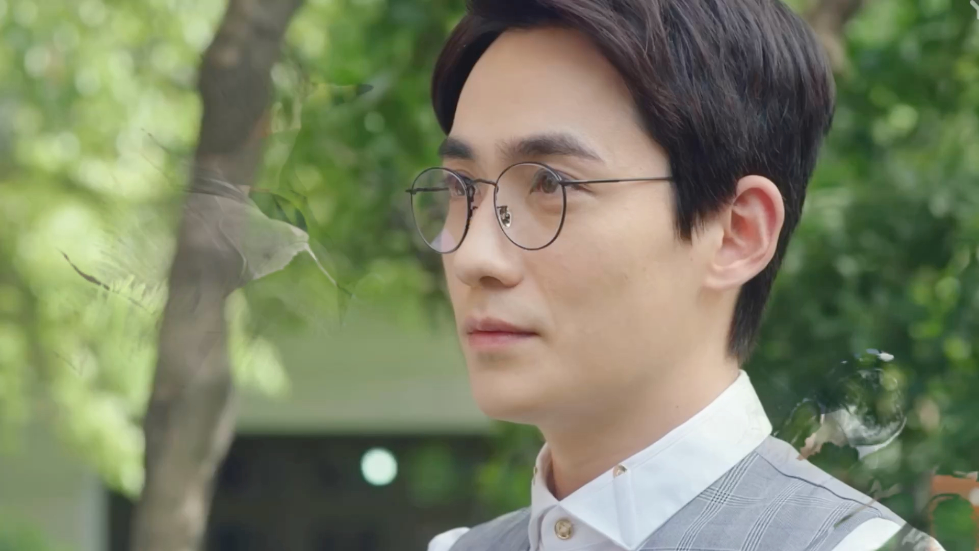 朱一龙【镇魂|是谁还在看沈巍教授】