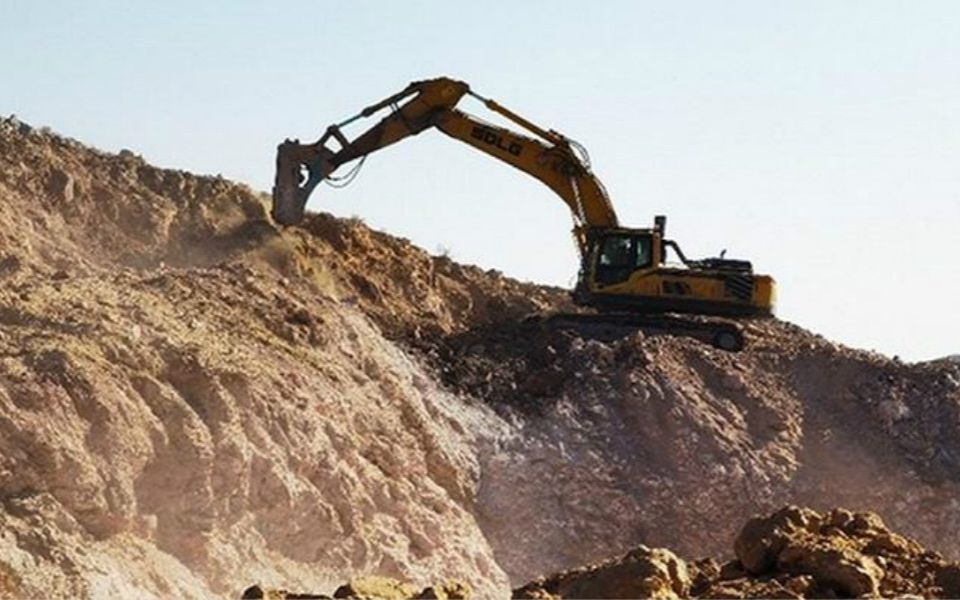 一座照壁山都快被挖"丢"了【宁夏一座山快被挖丢了】