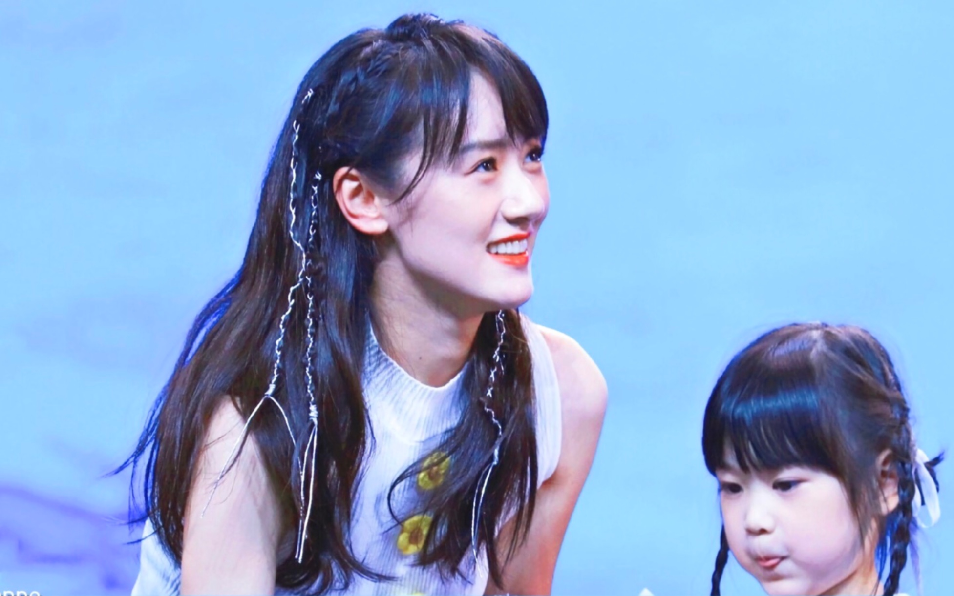 袁冰妍云歌会饭拍合集晓茗琉璃舞首秀