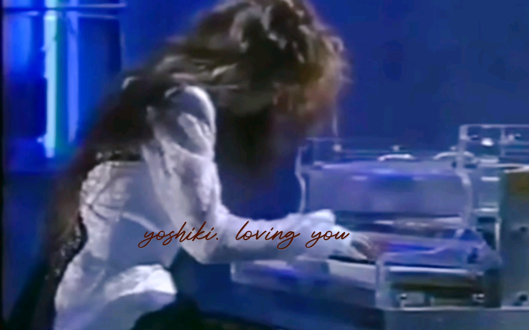 [图]【yoshiki】92年两次现场演奏名曲《天鹅湖》很唯美