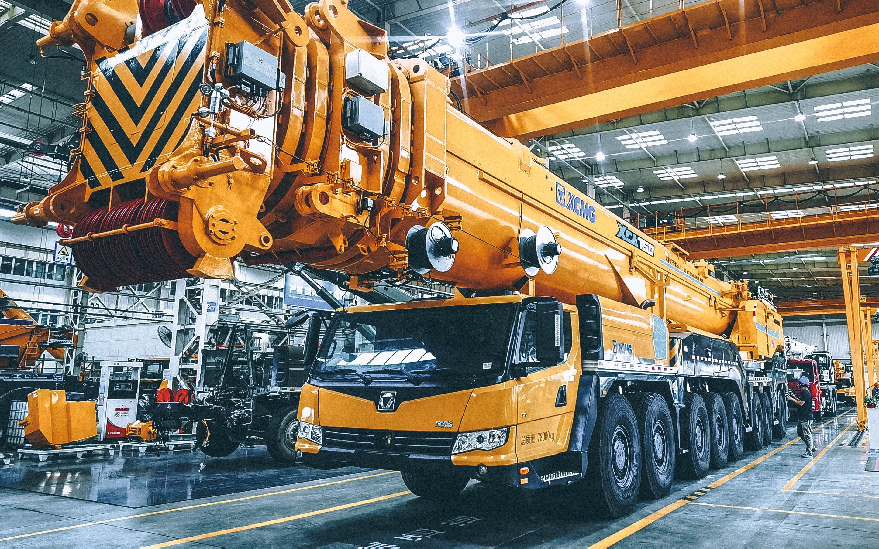 活动作品风景美如画徐工xca750全地面起重机首秀