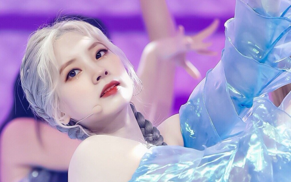 金多贤南韩艾莎告诉你白到发光是一种什么体验