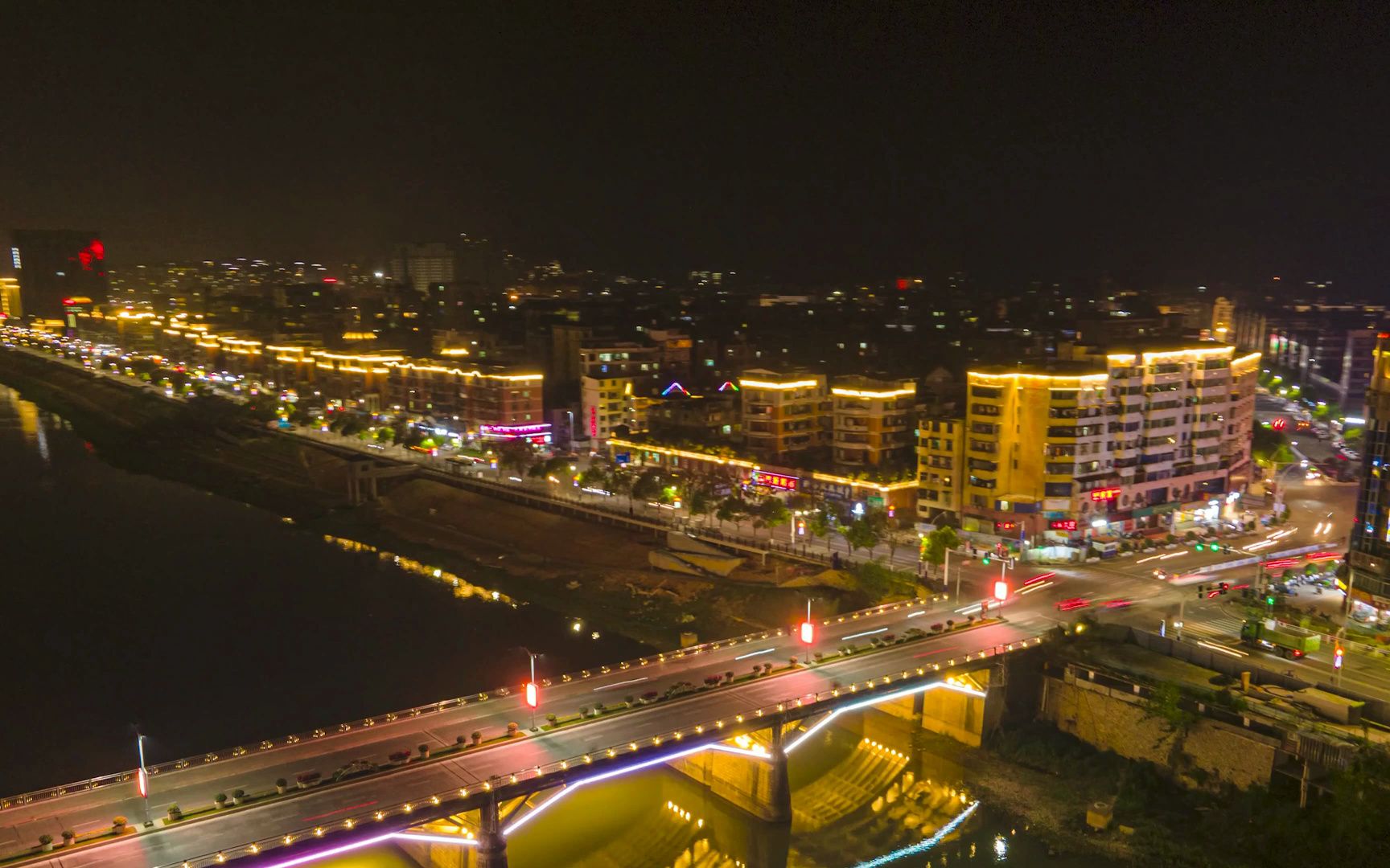 大建阳夜幕之下