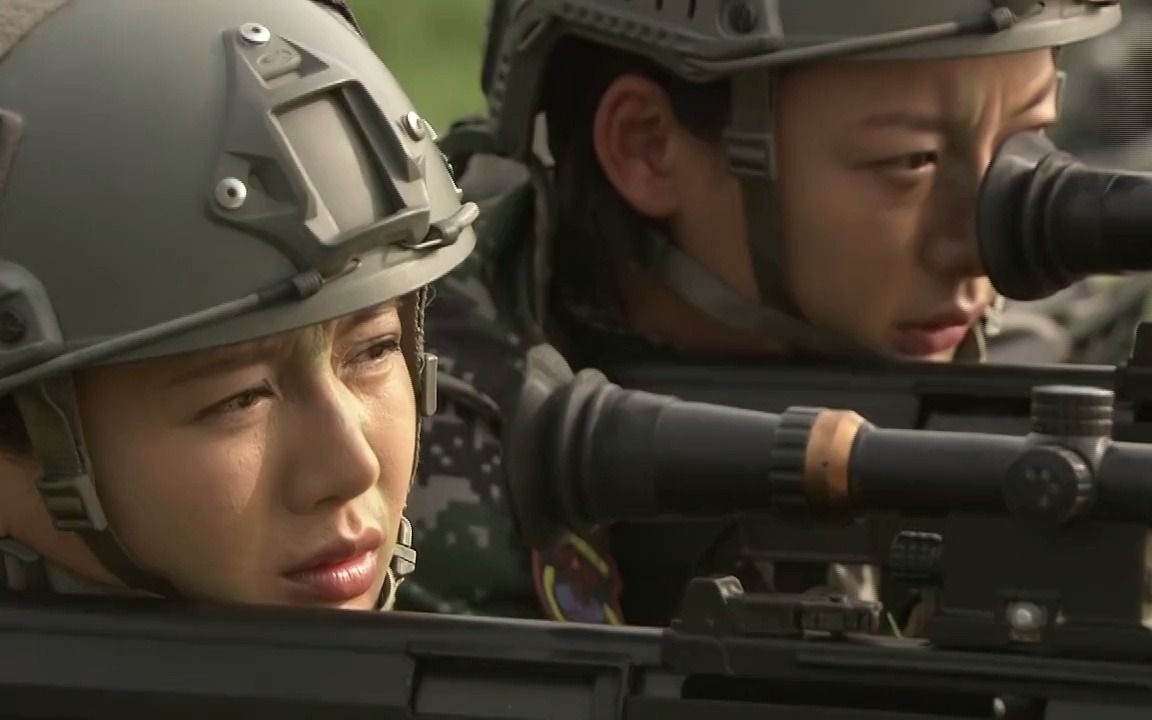 魔鬼训练开始女兵刚冲刺3000米谁知又让穿针引线