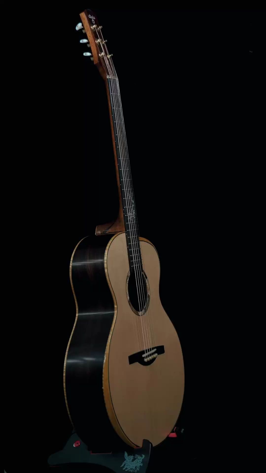 乌托邦吉他#562h osl 月亮 外观展示_哔哩哔哩 (゜-゜)つロ 干杯