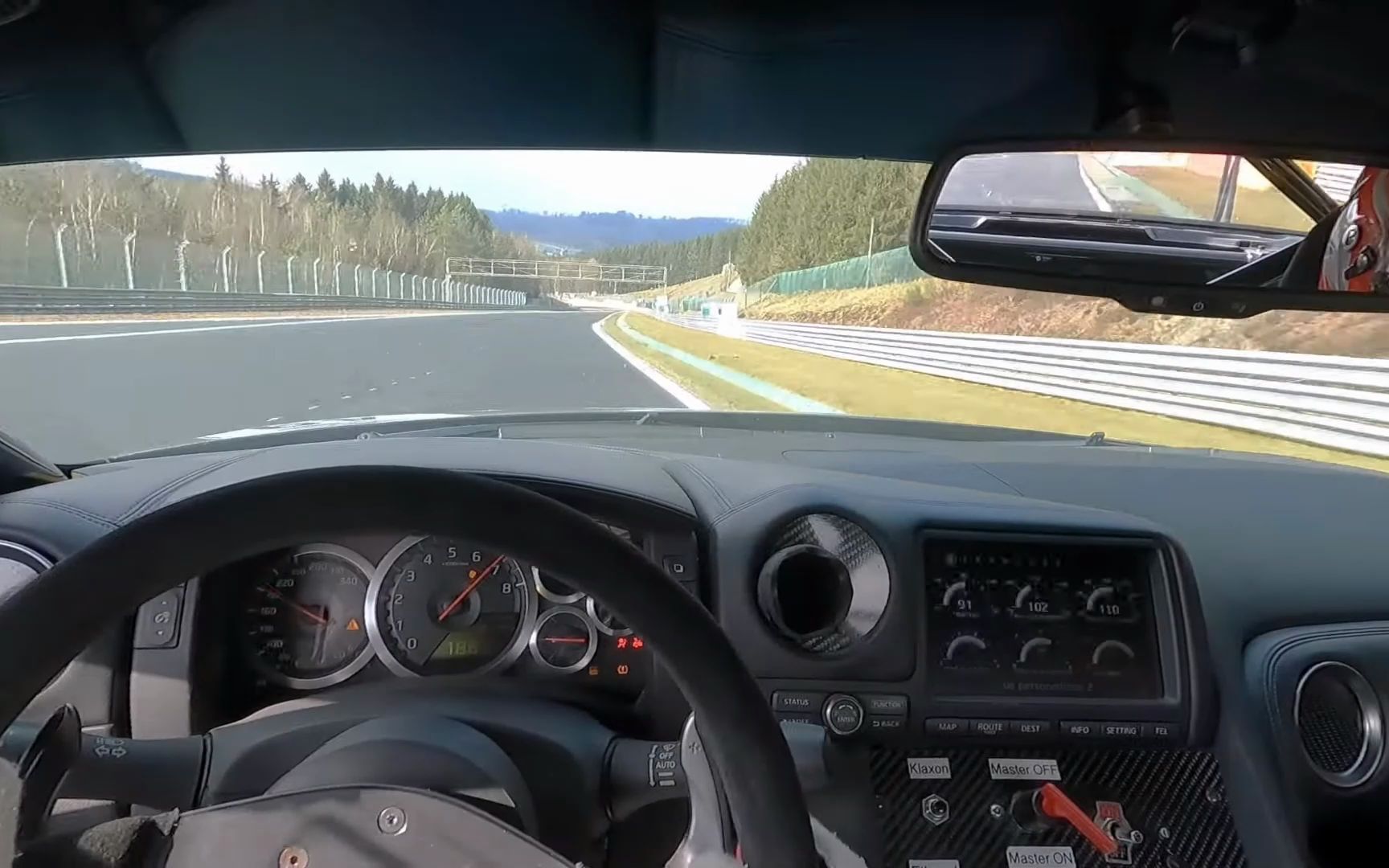 800马力 日产gtr 斯帕赛道 第一视角飙车