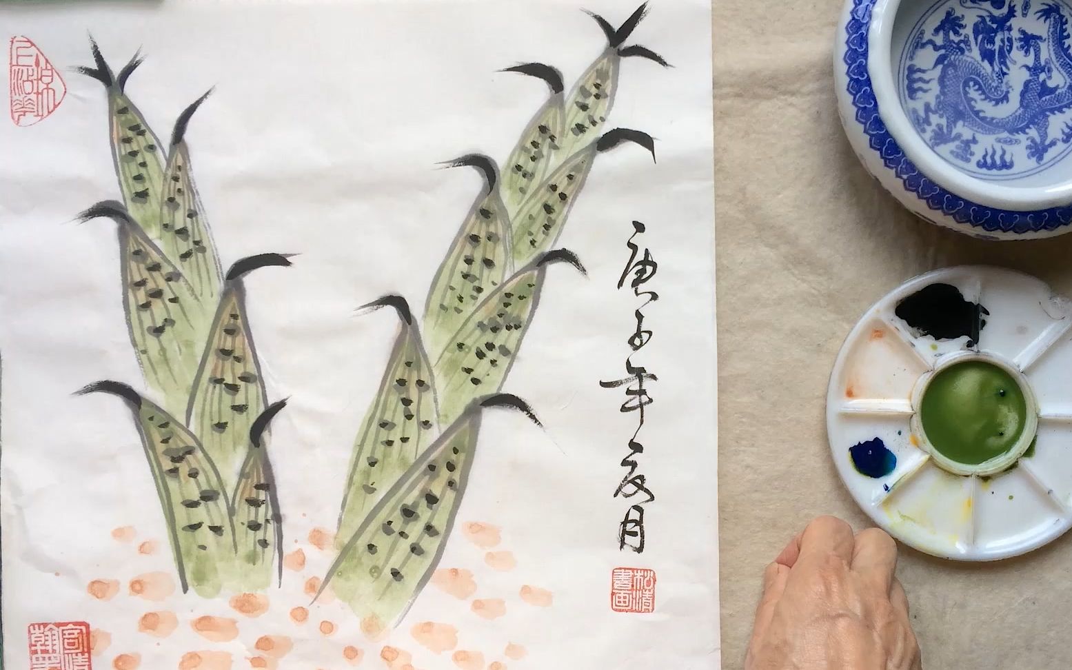 小朋友们上课啦!国画竹笋