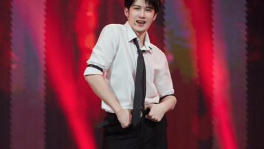 檀健次王鹤棣】2024微博之夜盛典直播现场红毯全程_哔哩哔哩_bilibili