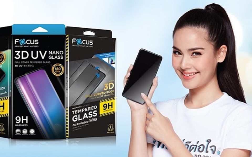 泰国广告yayafocus手机贴膜