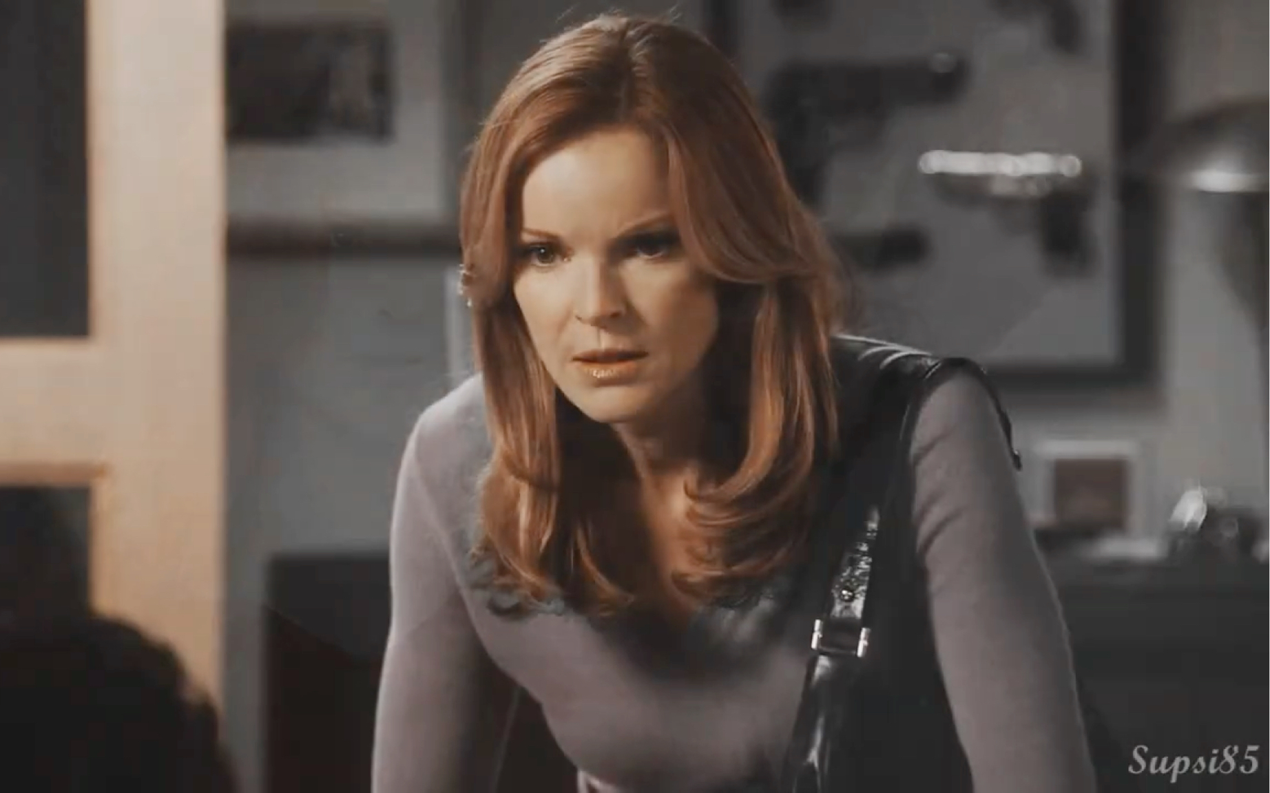 [图]Bree Van de Kamp [Desperate Housewives] - Worship What I Hate