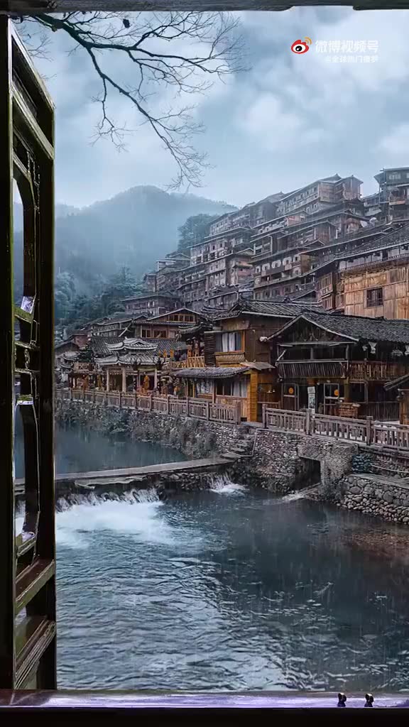 [图]倾听窗外雨的吟唱，一抹烟雨撒在了心间，引来了相思，治愈了人心！！！