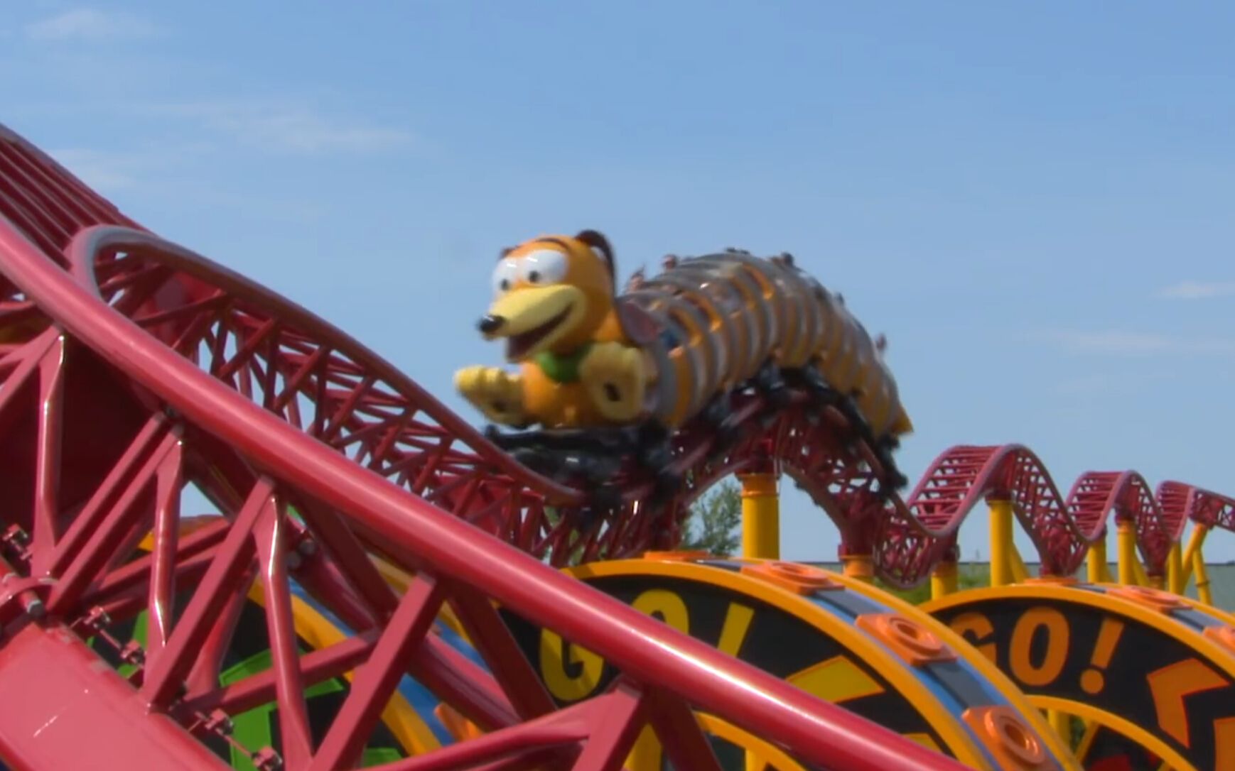 【搬运】华特迪士尼世界好莱坞影城 - 弹簧狗向前冲 家庭过山车pov