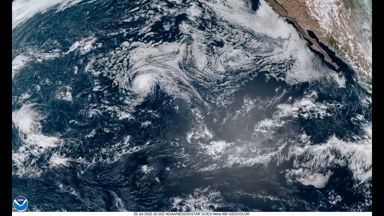 从太空中看见的道格拉斯飓风登陆夏威夷_哔哩哔哩 (゜-゜)つロ 干杯