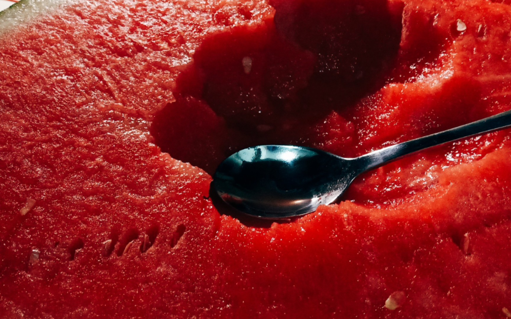 【恰西瓜】胃之大,半大西瓜装得下