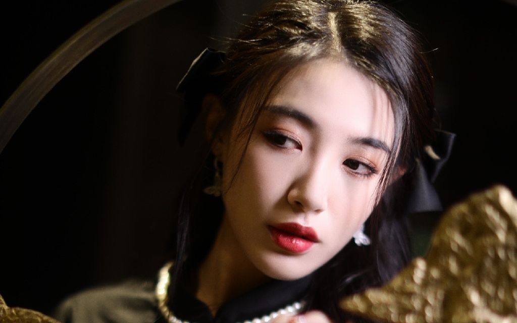 戴萌孔肖吟跳holdmetight花样真的越来越多了gou命啊哈哈哈snh48