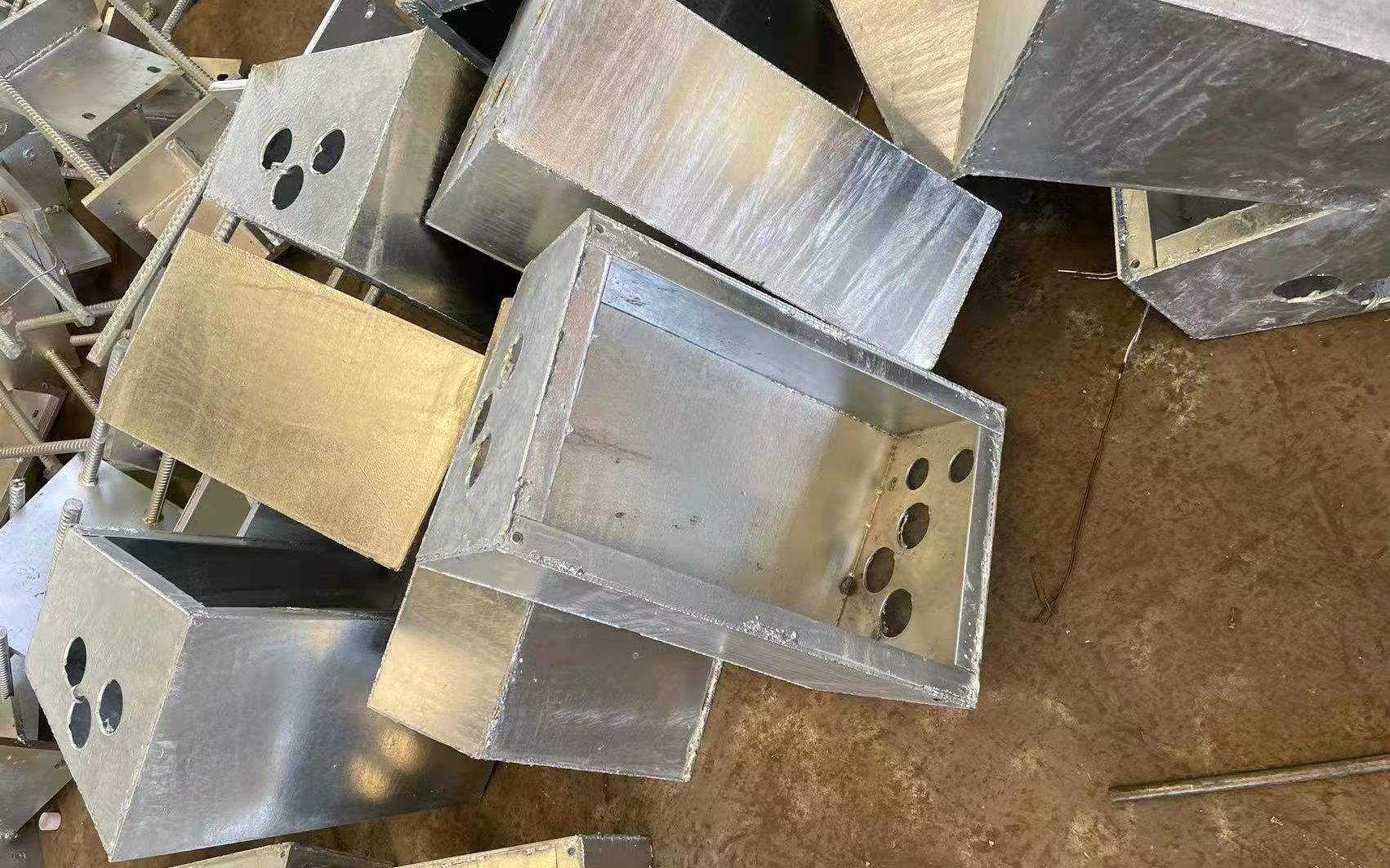 安徽人防密闭接线盒-2mm3mm厚桥梁接线盒子隧道桥梁镀锌预埋接线盒