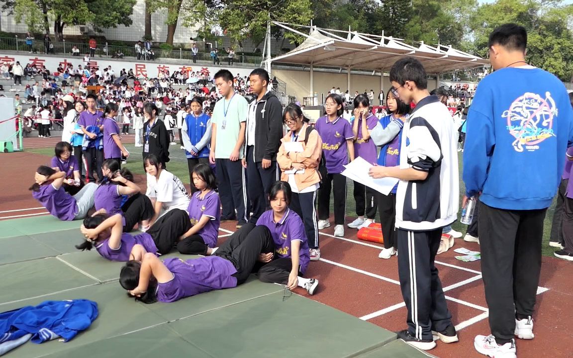 荔浦中学第60届运动会之初中女子仰卧起坐3