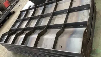 公路防撞墙模具 防撞墙钢模具 防护墙模板