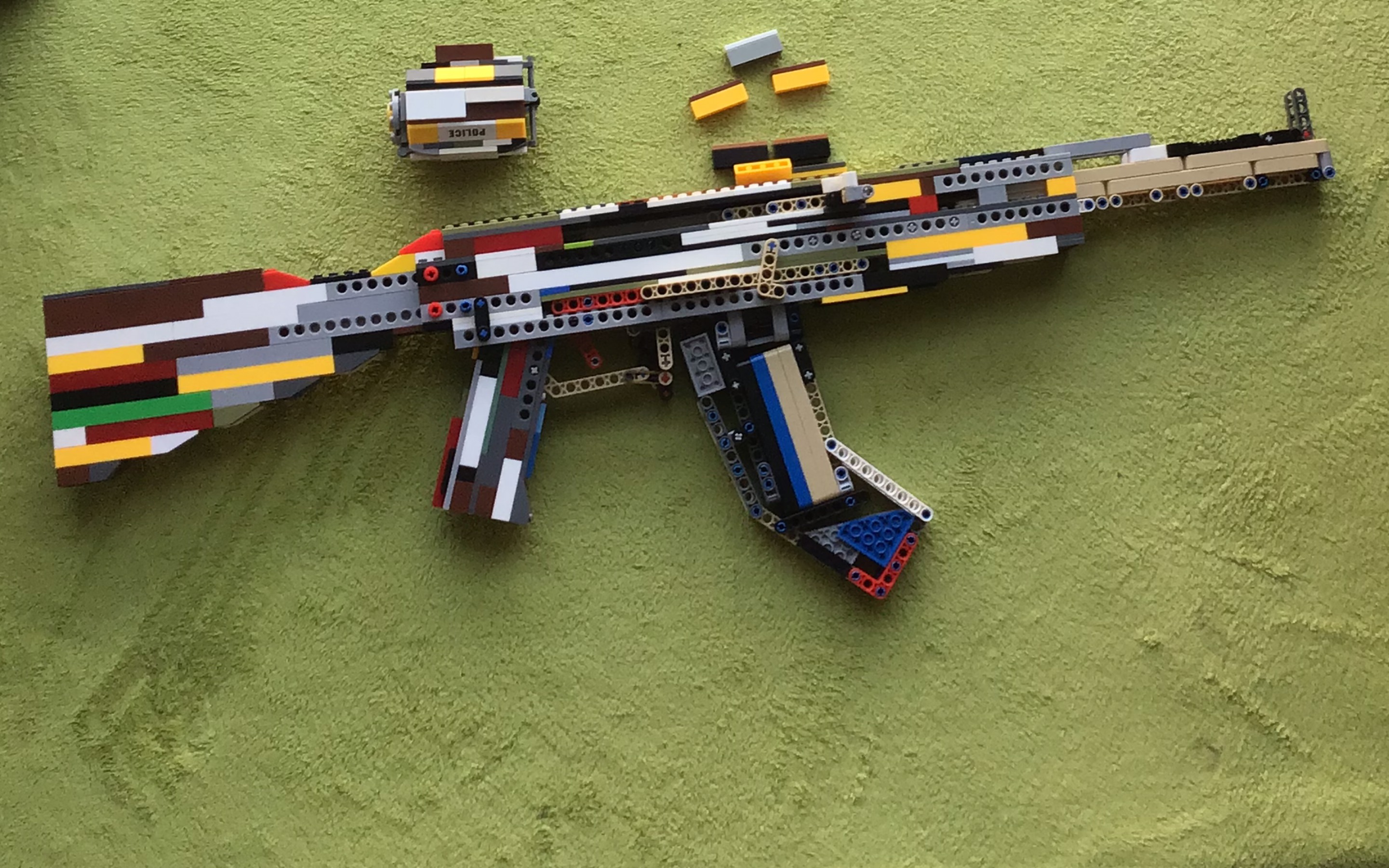 乐高ak-47 (超逊的)                        