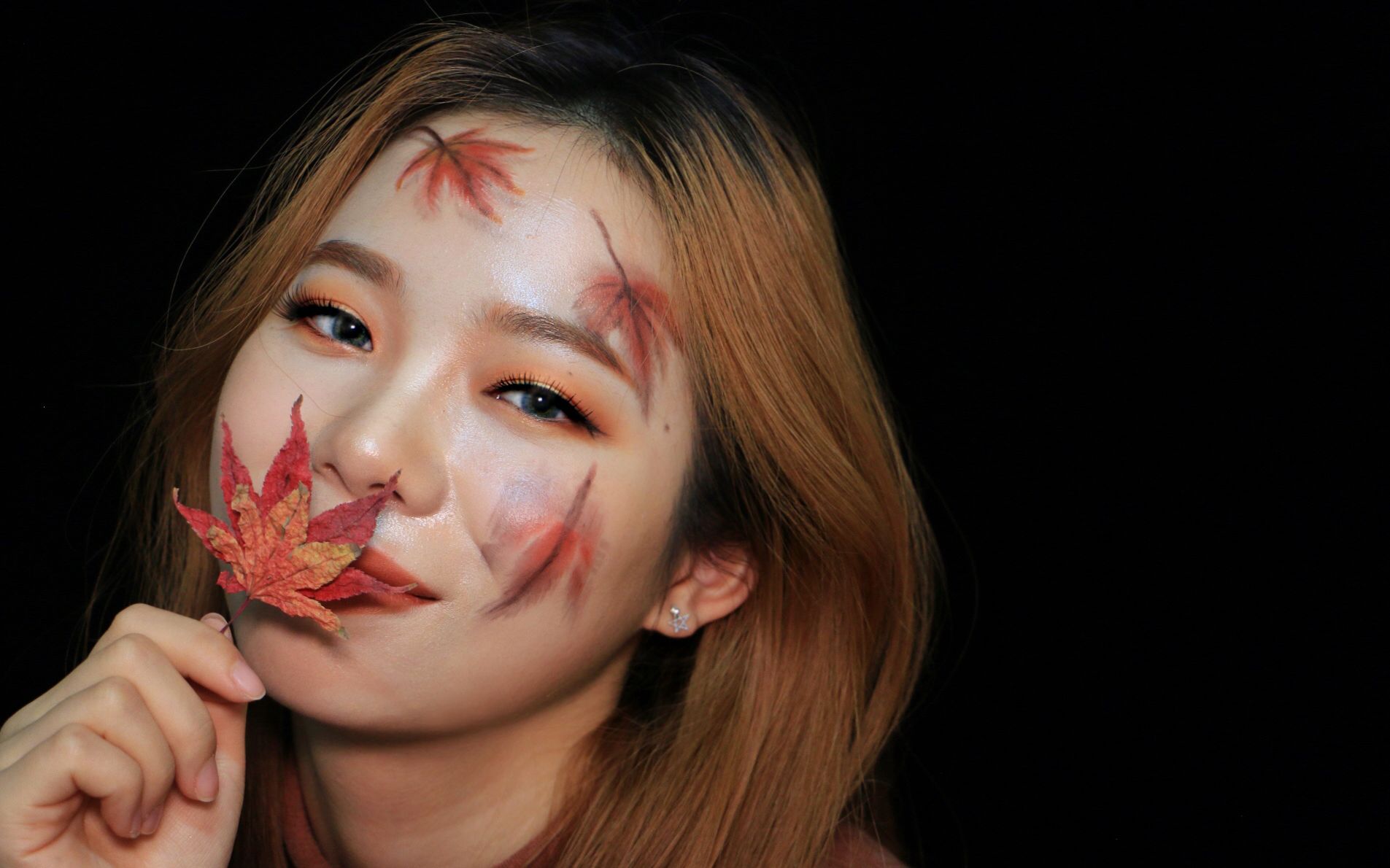 秋日妆容之枫叶创意妆
