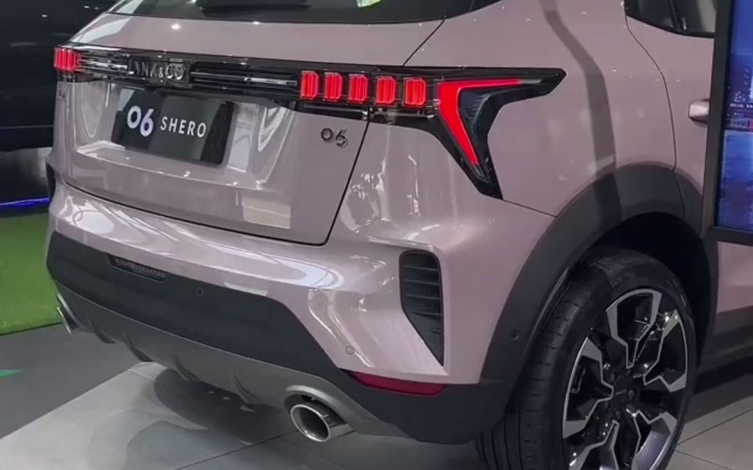 怎么能抵挡住这款领克06的颜色呢,太爱了