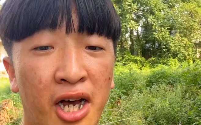 傻篮子成杰的铁锹八爪鱼开吃