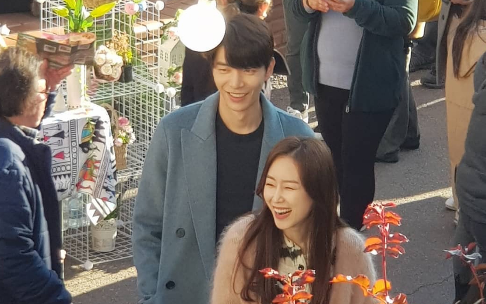 【内在美】李民基徐玄振路透法兰西小镇拍摄又是谈恋爱的一天而且还没