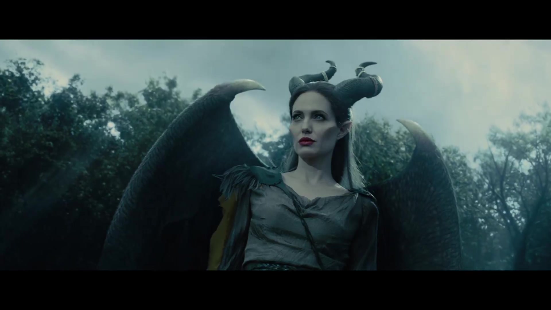 [图]【Maleficent.2014.沉睡魔咒】谎言！被欺骗的爱情