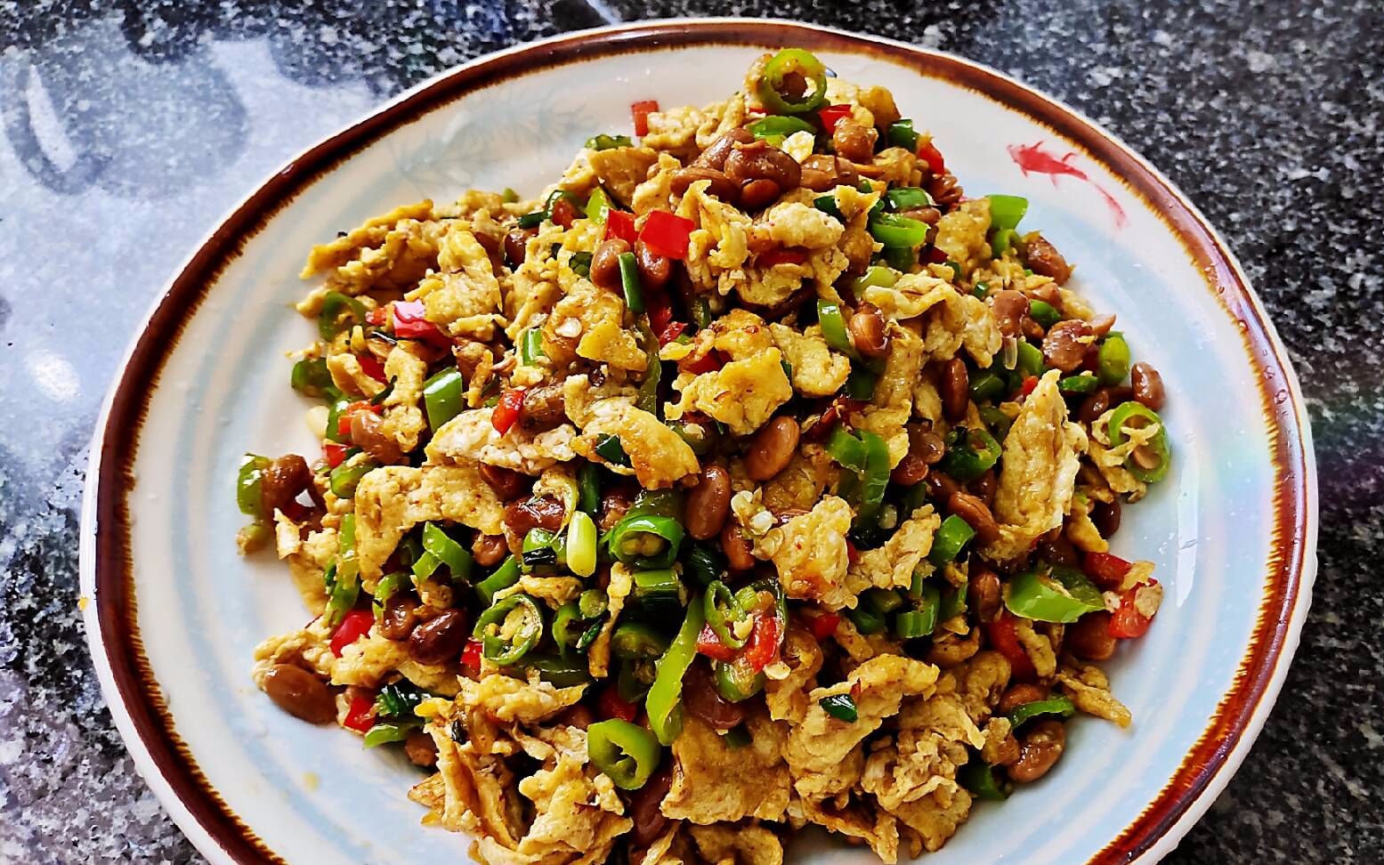 干酱豆炒鸡蛋的家常做法,鲜香好吃又下饭_哔哩哔哩_bilibili