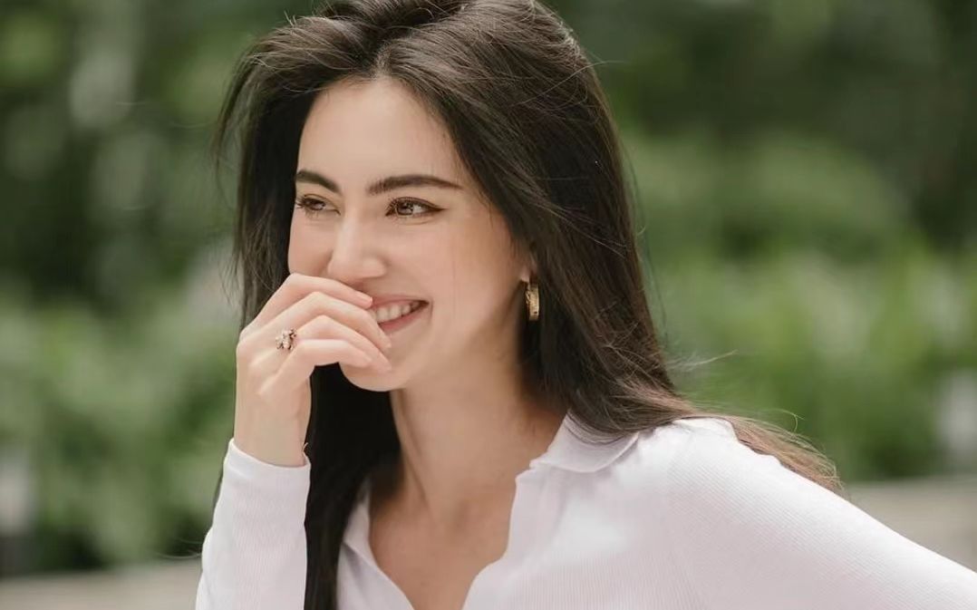 100位ins博主泰国神颜mai davika