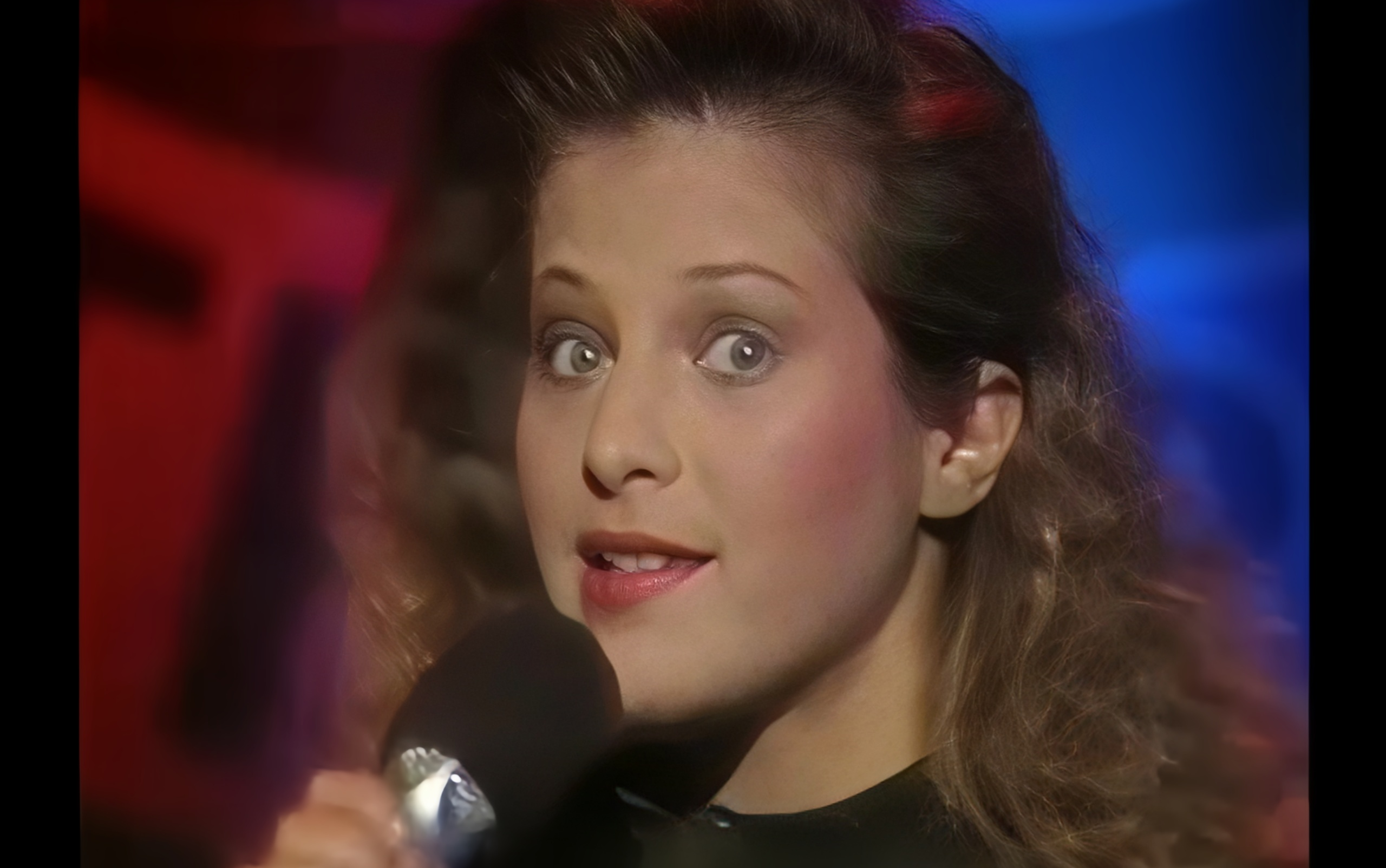 【中德字幕】德国女歌手nicki:du bist in meiner macht 你在我的权力