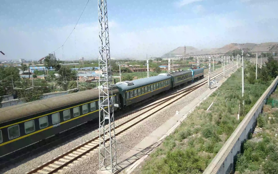 客电快1259次正线通过新义线阿金站