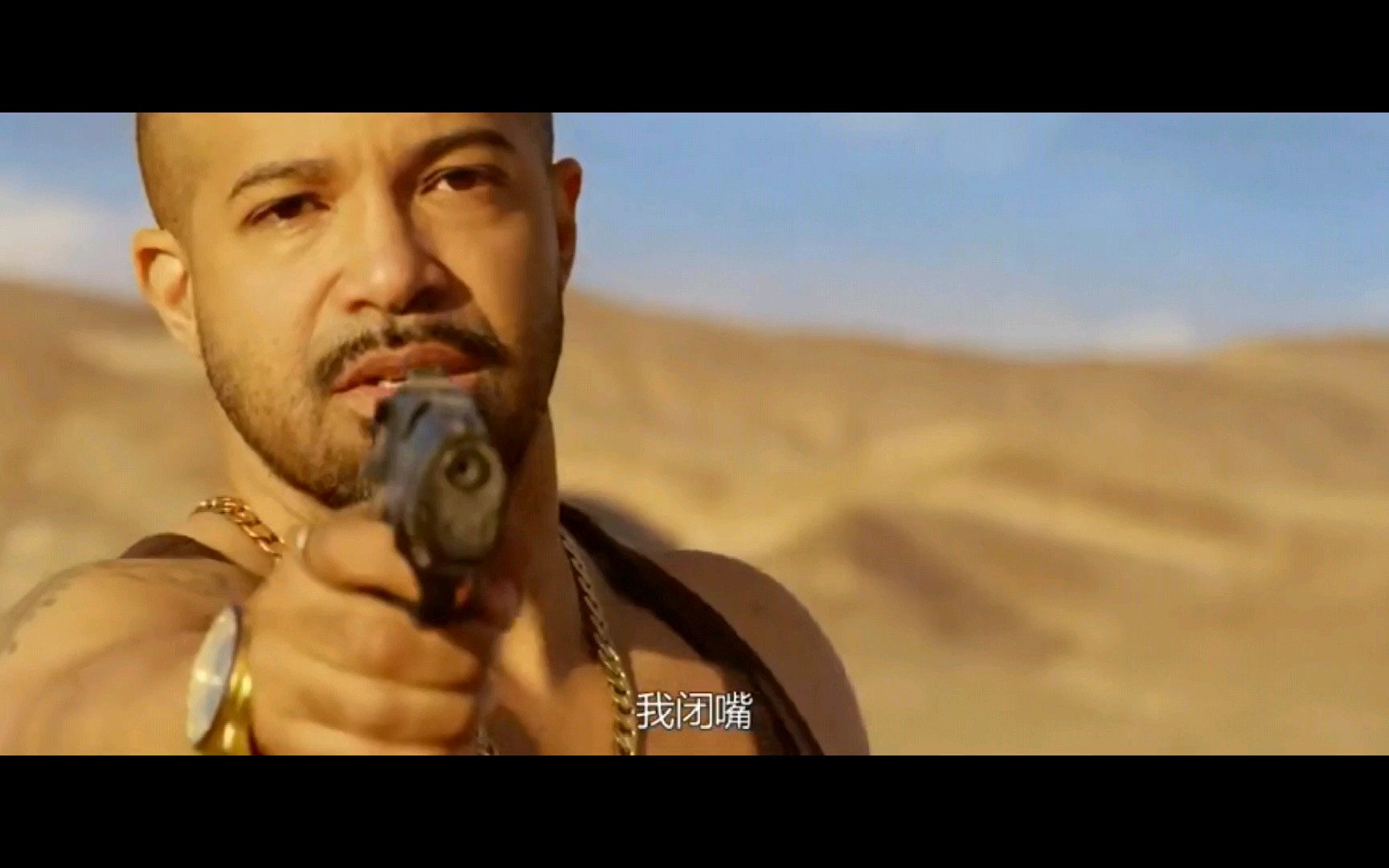 《血染黄沙》当你六颗子弹打光的时候