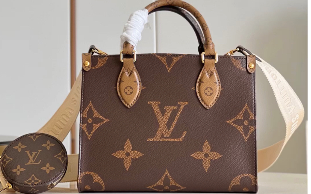 高仿lv路易威登m46373 本款 onthego 小号手袋拼合 monogram 和